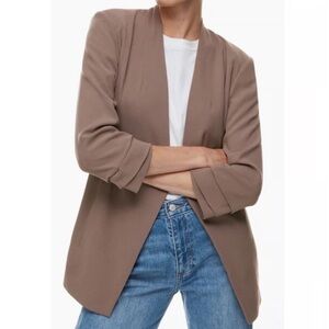 ARITZIA Babaton Power Blazer Size 8